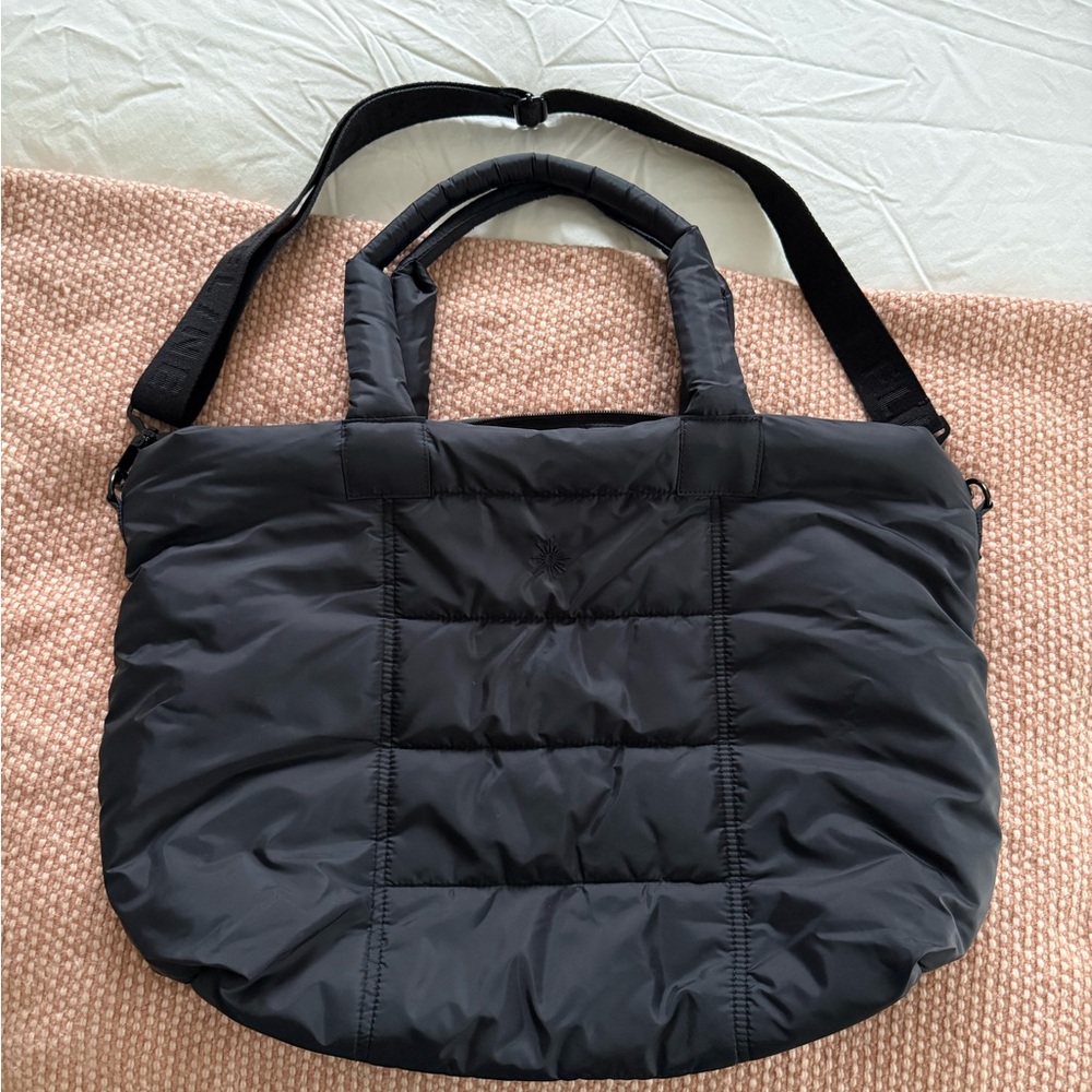 OFFLINE By Aerie Puff Love Tote Bag